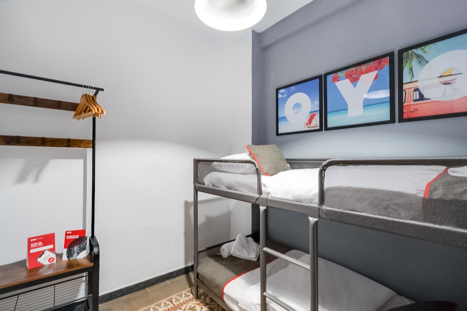 OYO Ruzafa Guesthouse, Valencia, Valencia