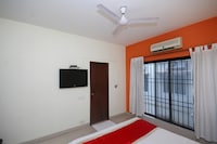 OYO The Retreat Hotel