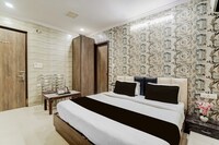 Hotel O LS BANQUET & ROOMS