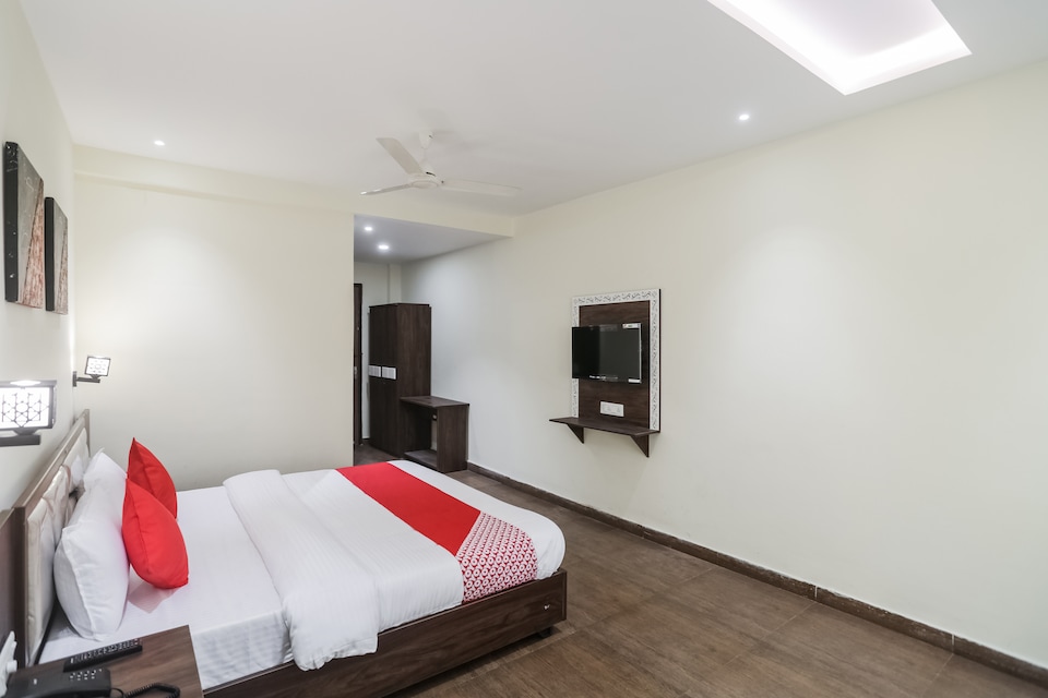 OYO 63134 Hotel Red Queen, Raigarh, Raigarh
