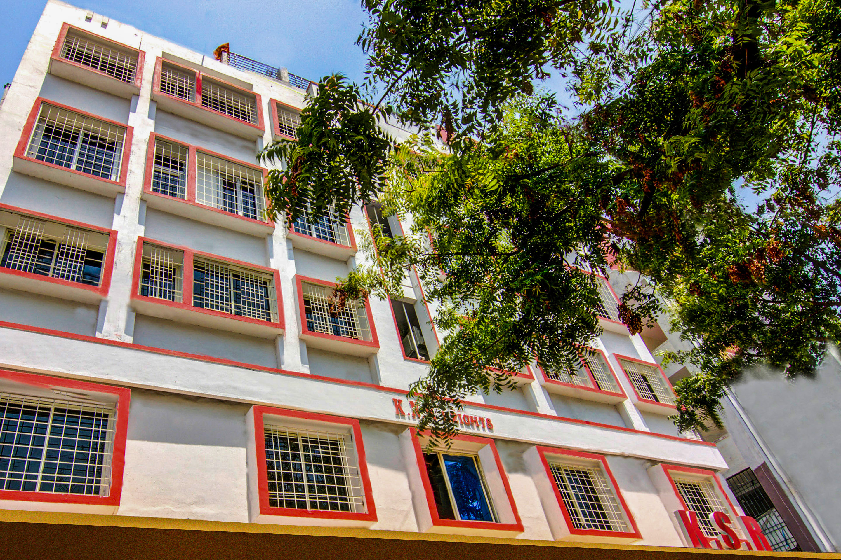 OYO 5110 Hotel Krishna Sai