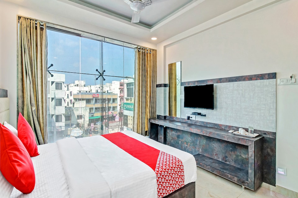 OYO 63146 Hotel Chavadi Nx, Temple Area Shirdi, Shirdi