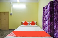 OYO Vidyasagar Guest House Near Behala Bazar Metro Station