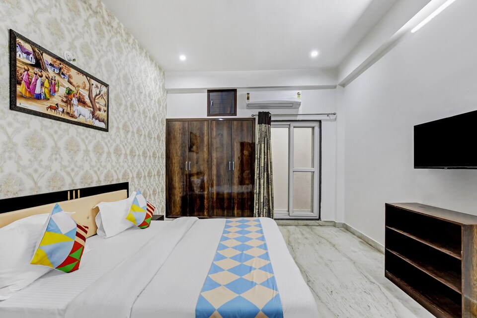 OYO Home 63170 Beautiful Hill View, Udaipur Central, Udaipur