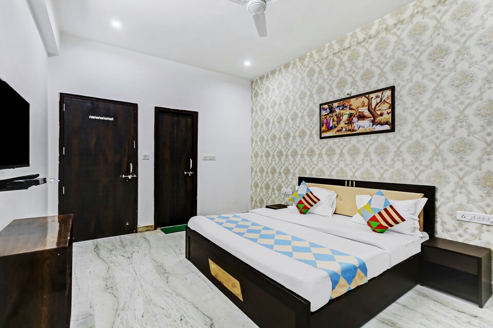 OYO Home 63170 Beautiful Hill View, Udaipur Central, Udaipur