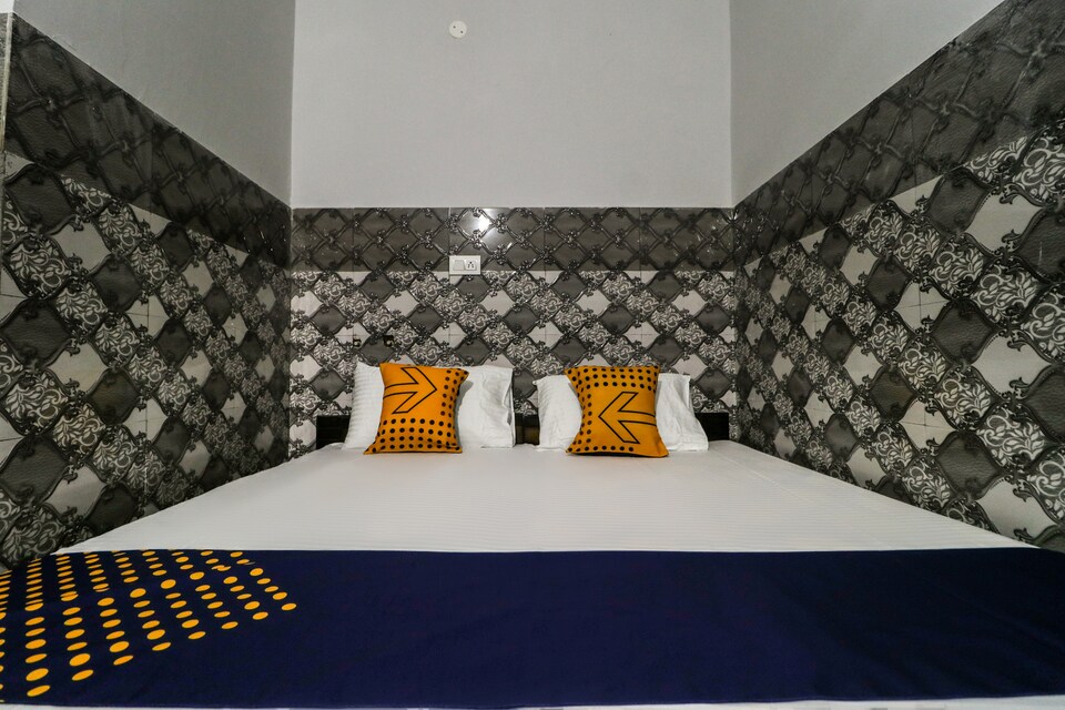 SPOT ON 63191 Preet Guest House, Kharar, Kharar