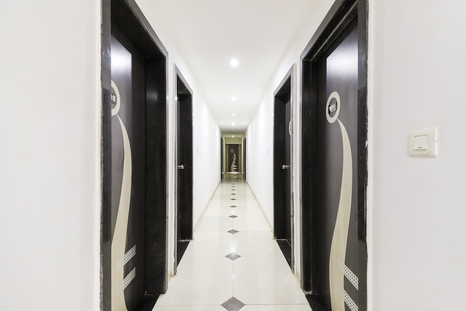 Hotel O Sun And Shine, POR Vadodara, Vadodara