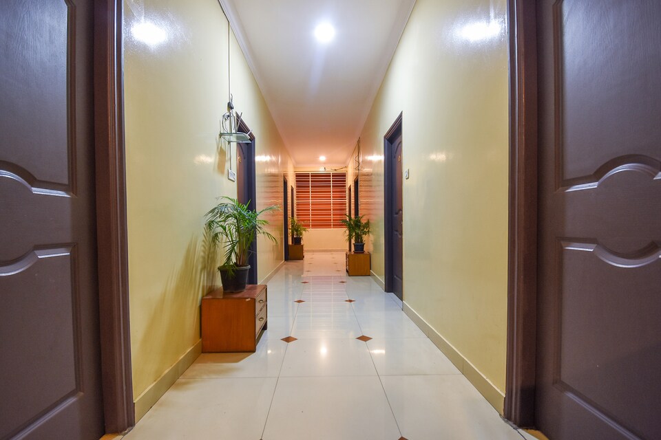Hotel O SR , BTM Madiwala Bangalore, Bangalore