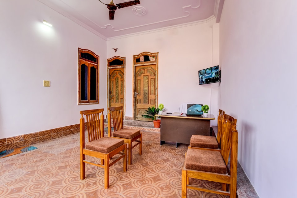 OYO 63236 Valencia Inn, Cantonment, Varanasi