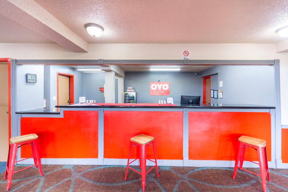 OYO Hotel Montgomery AL I-65 & South Blvd, C36105, Montgomery AL