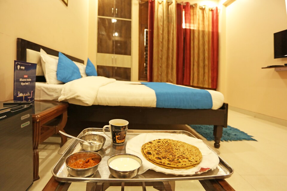 OYO 5125 Kataria Residency, Noida Industrial Area Mamura, Noida