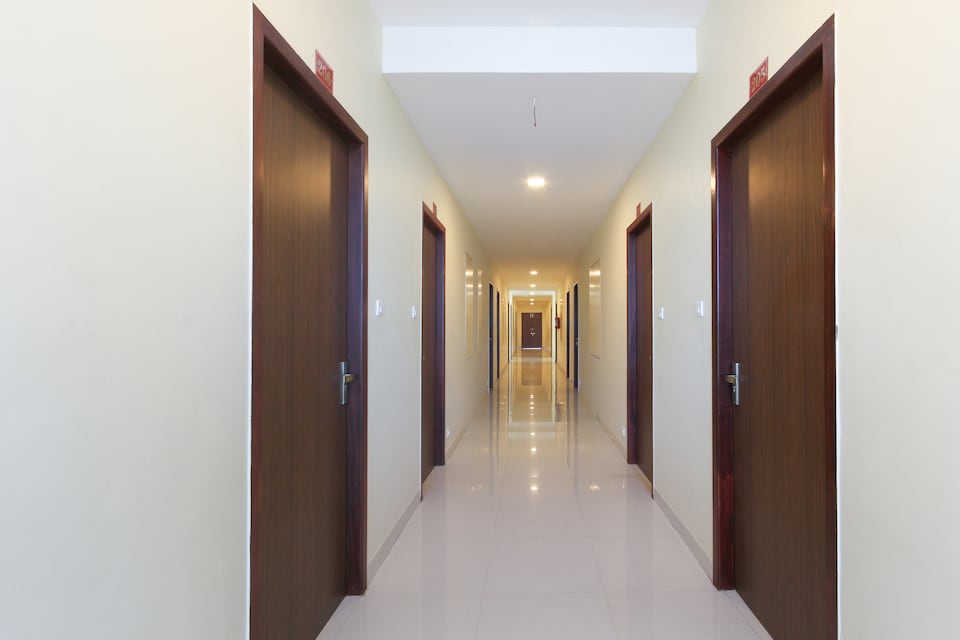 OYO 63300 Hotel Rasi Residency, Reddipatti Salem, Salem