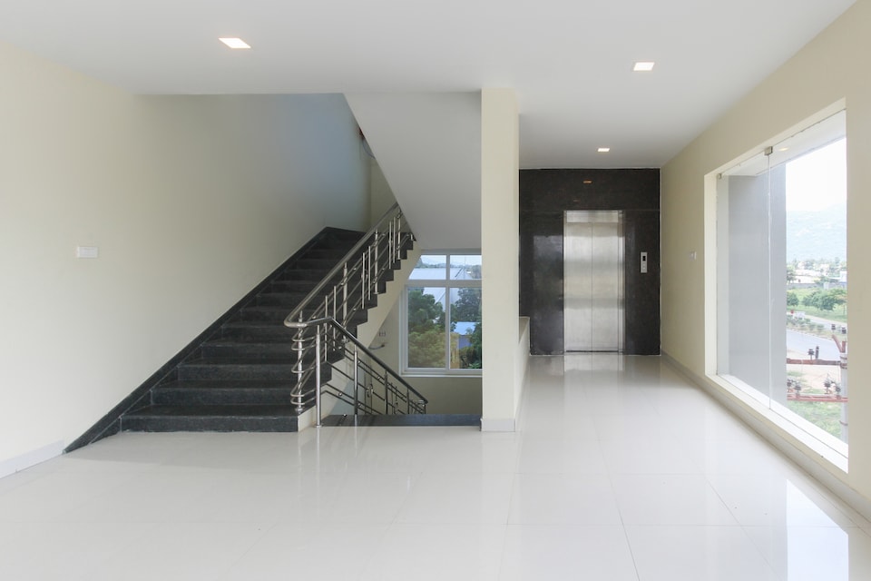 OYO 63300 Hotel Rasi Residency, Reddipatti Salem, Salem