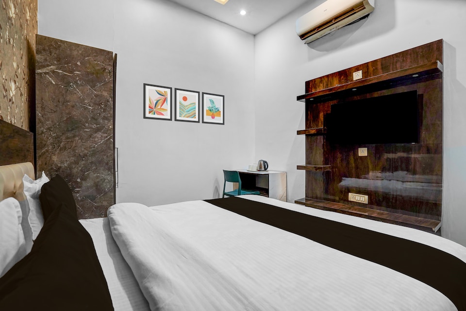 Super Collection O Rudrapur Bus Stand Formerly Corinthian, Rudrapur, Rudrapur