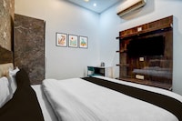 Collection O Rudrapur Bus Stand Formerly Corinthian