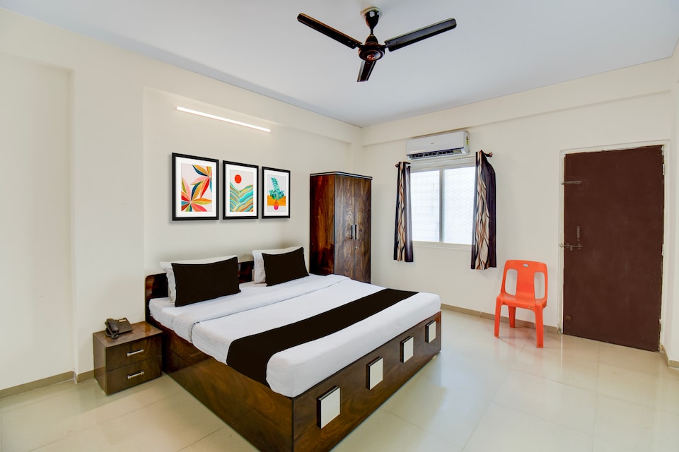 Super Hotel O Narayangaon Pune Formerly Galaxy Inn, Junnar, Pune