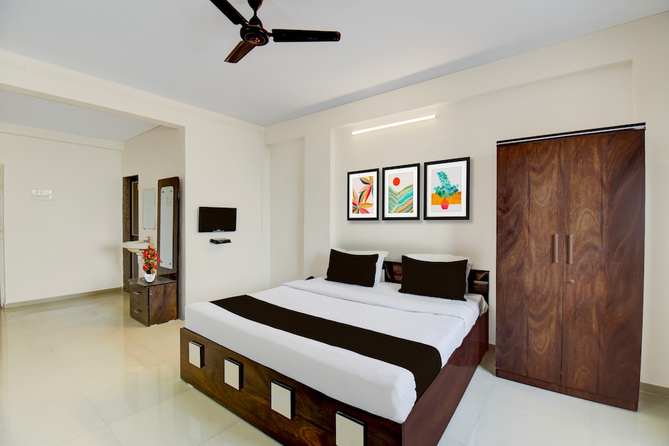 Super Hotel O Narayangaon Pune Formerly Galaxy Inn, Junnar, Pune