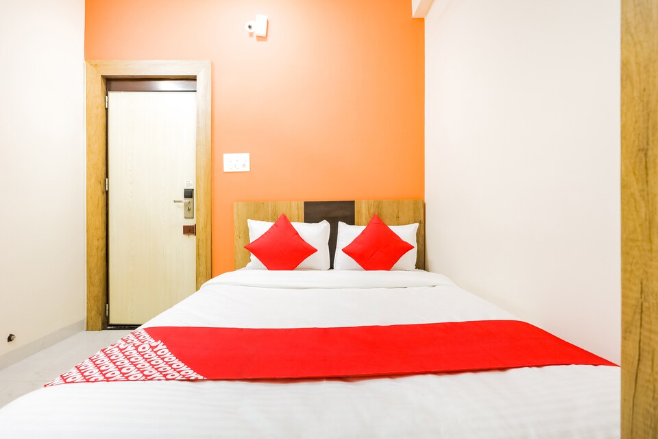 OYO 63339 Siddhi Vinayak Palace, Pithampur, Pithampur