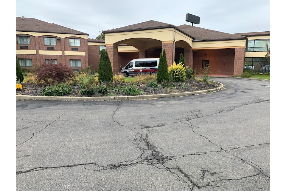 OYO Townhouse Buffalo International Airport, C14026, Buffalo NY