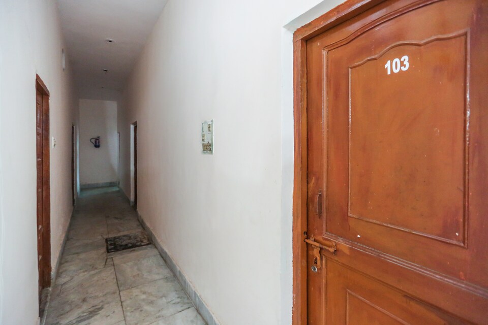 OYO 63352 Hotel Gadhpuri, Faridabad, Faridabad