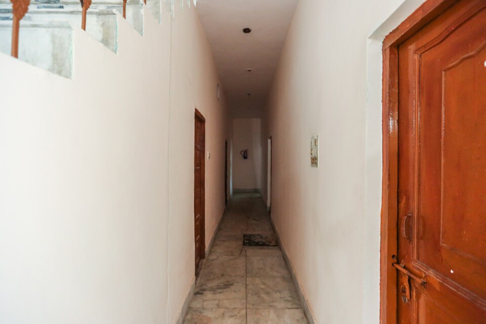 OYO 63352 Hotel Gadhpuri, Faridabad, Faridabad