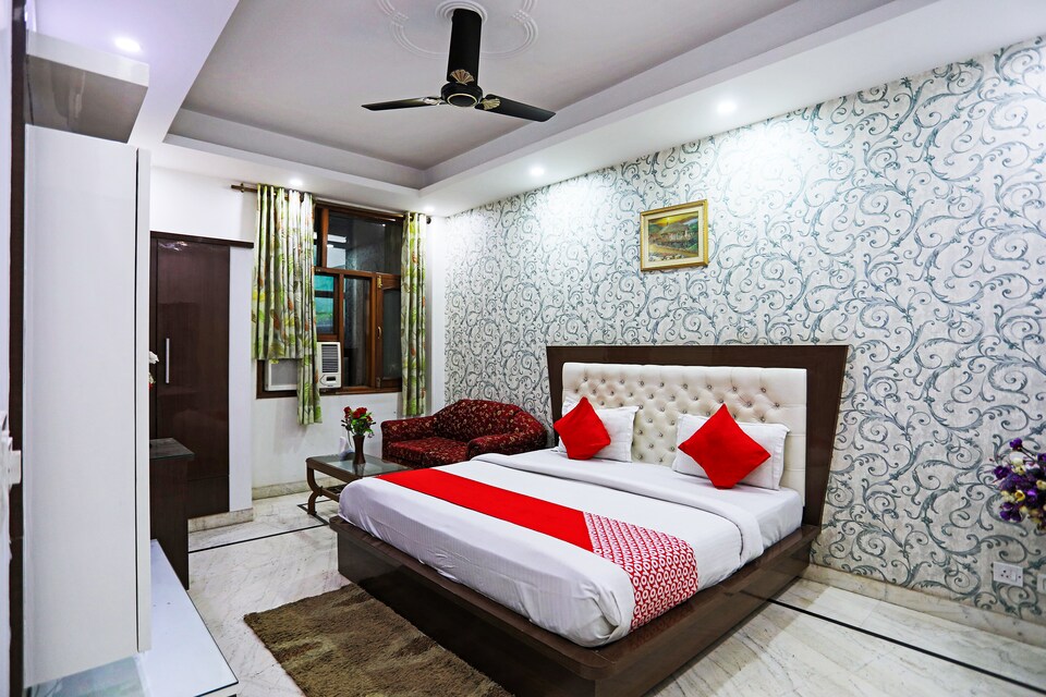 OYO 63409 Starline Residency, HUDA CENTRE 1, Gurgaon