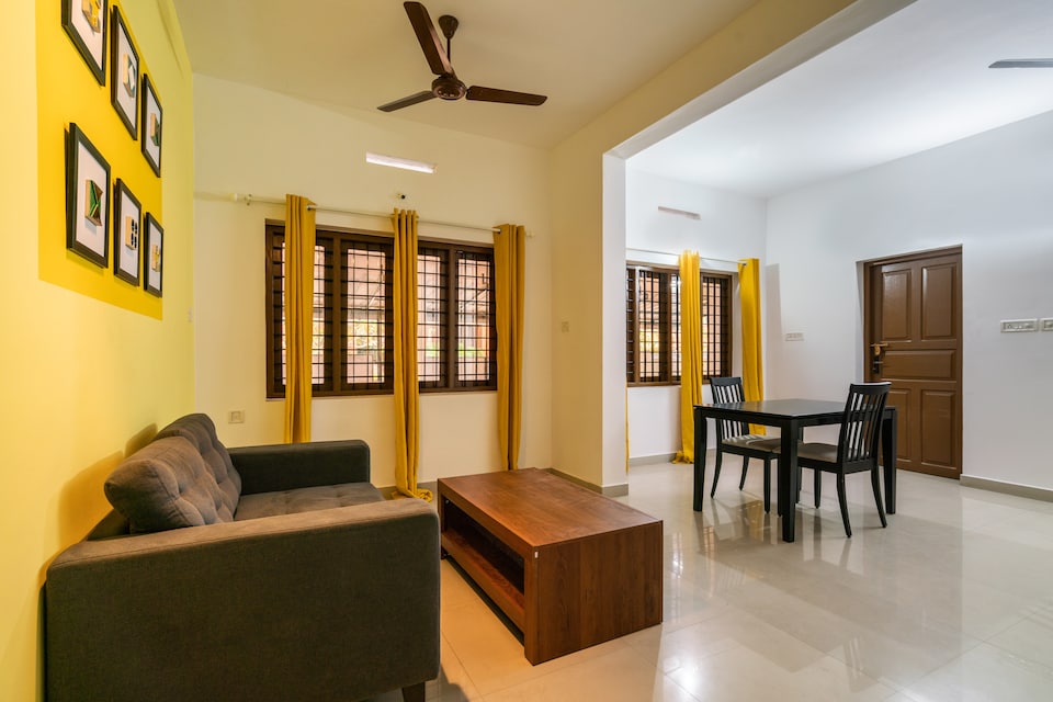 OYO Home 63415 Elegant Mecheril Annexue 2bhk, Vytilla Kochi, Kochi