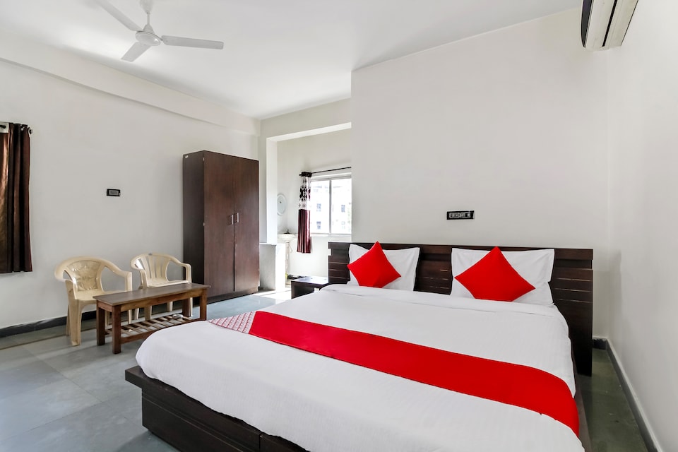 OYO 63422 Hotel Aveka, Gachibowli Extension, Hyderabad