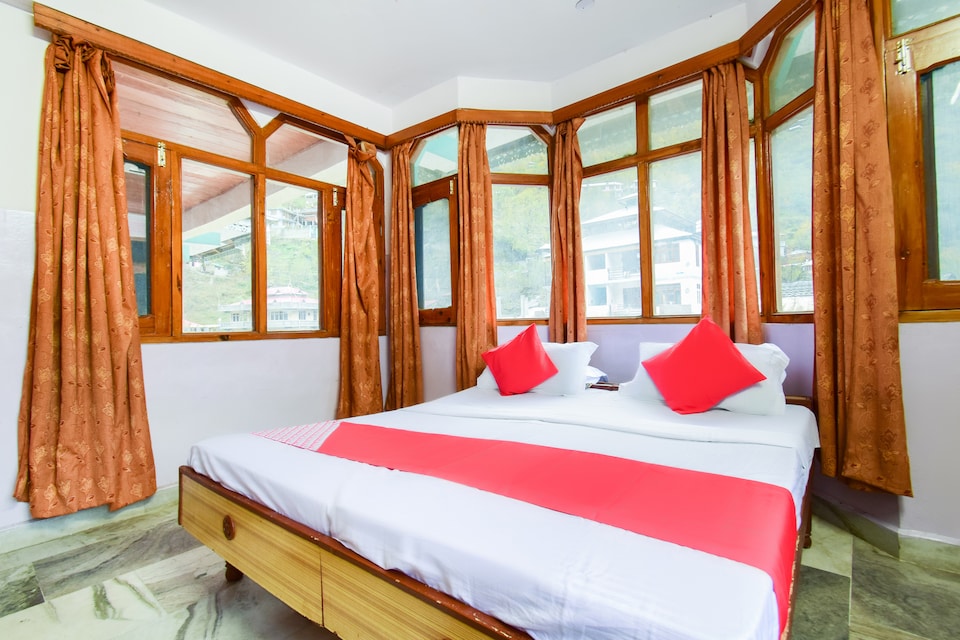 OYO Lake View Resort, Sangla, Kinnaur