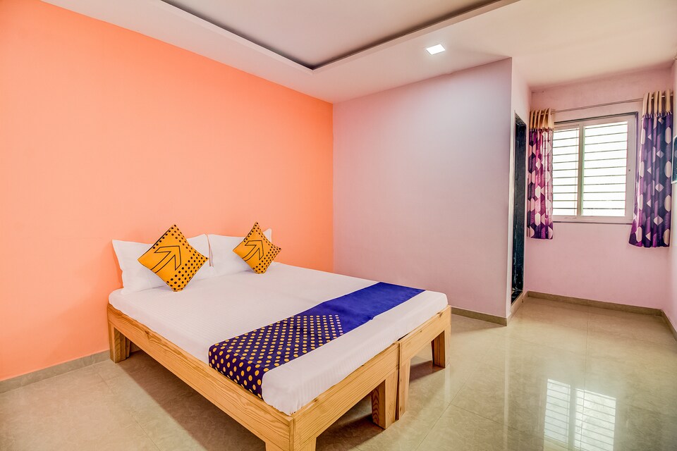 SPOT ON 63433 Damodhar Palace, Trimbakeshwar Road, Nashik