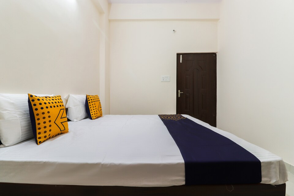 SPOT ON 63446 Hotel Sunshine, Vikas Nagar Lucknow, Lucknow