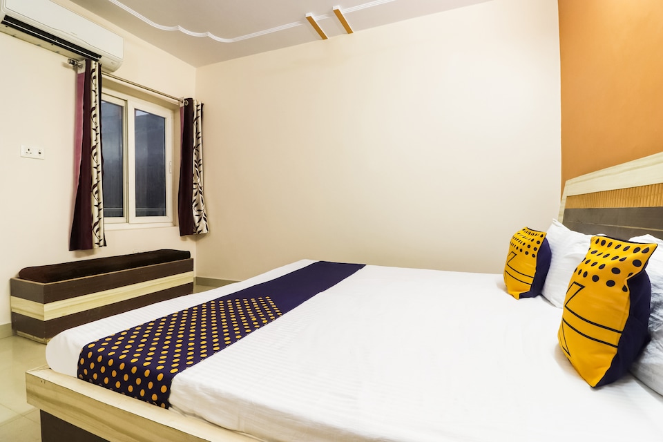 SPOT ON 63452 Mangal Utsav Lawn, Vikas Nagar Lucknow, Lucknow