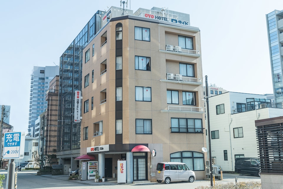 OYO Business Hotel R Side Kanazawa, Kanazawa, Kanazawa