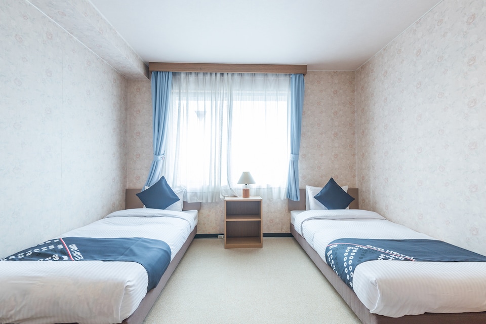 OYO Business Hotel R Side Kanazawa, Kanazawa, Kanazawa