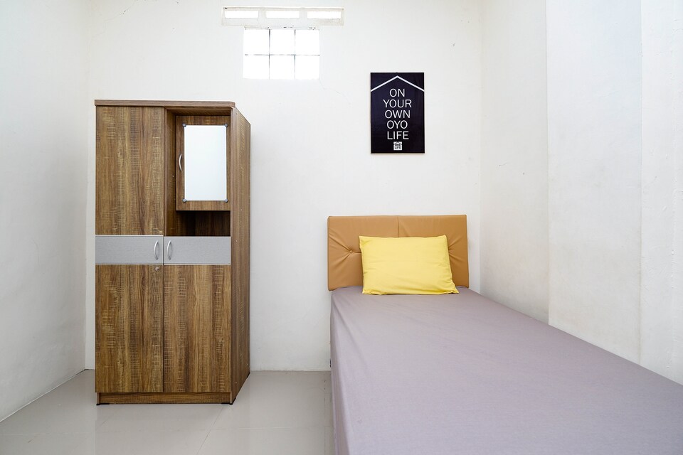 OYO Life 1886  Kost Agus Salim, Semarang Kota, Semarang