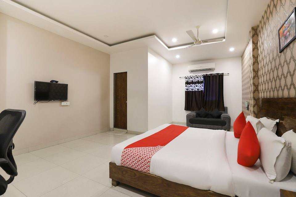 OYO 63476 Hotel Periwinkle, Dahej, Dahej