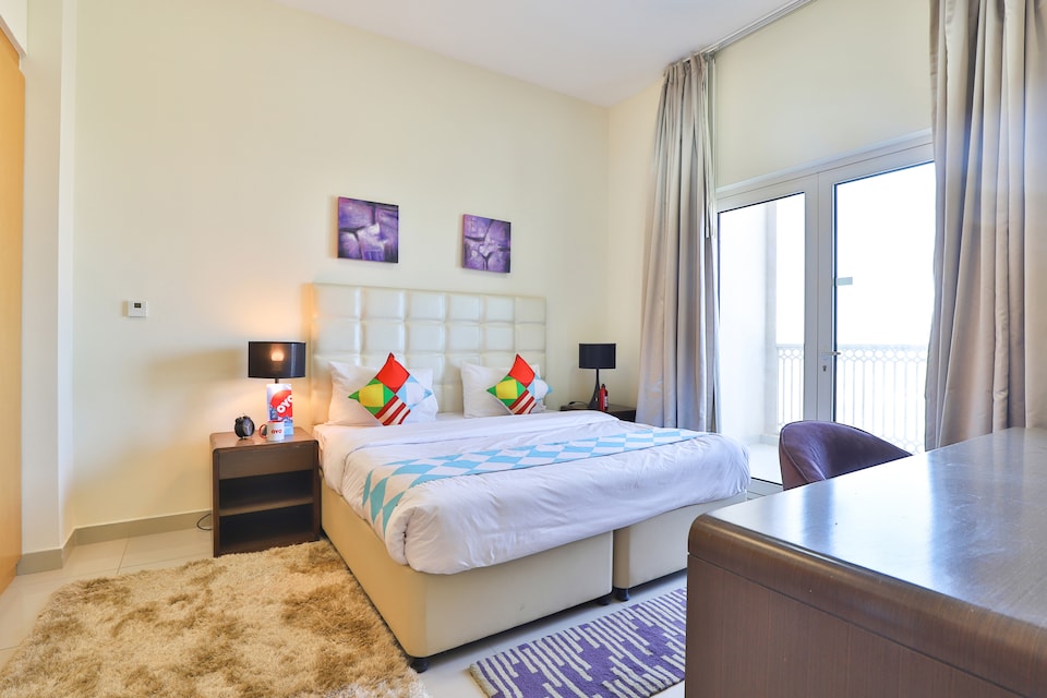 OYO 351 Home Damac Suburbia 1BHK, Discovery Garden Dubai, Dubai