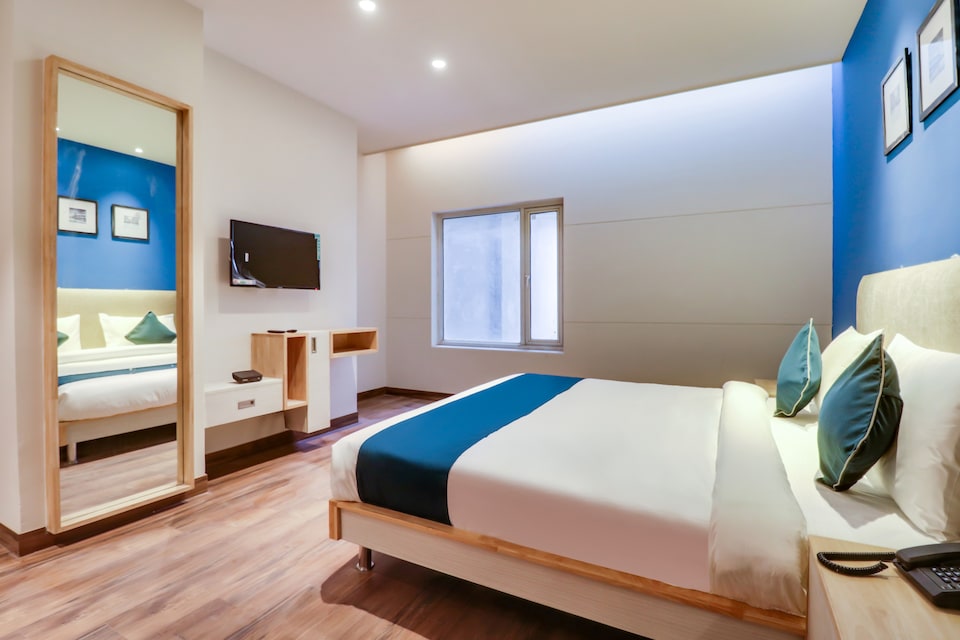 OYO SilverKey Vsr Avenue 68 Near Omaxe Gurgaon Mall, Sohna Road, गुड़गांव