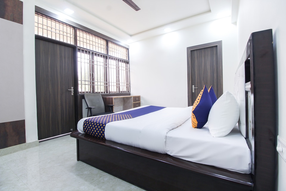 SPOT ON Taj Premium Home Stay, Agra, Agra