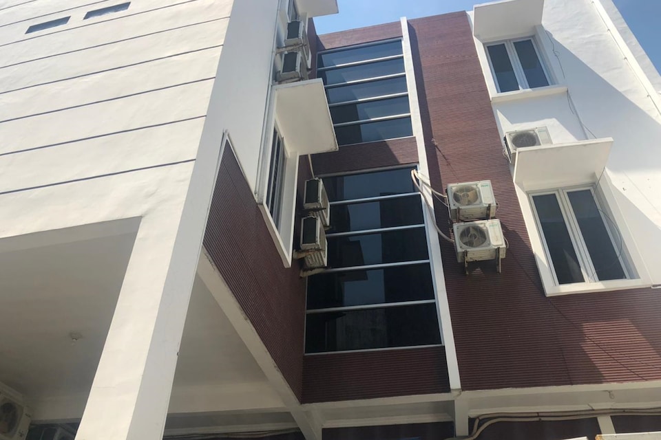 OYO 1893 Omah Dharma, Gubeng, Surabaya