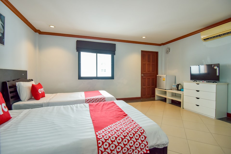 OYO 386 Phuket Iyh Islands Boutique Hotel 普吉岛海岛精品客栈, Patong Beach P0, Phuket