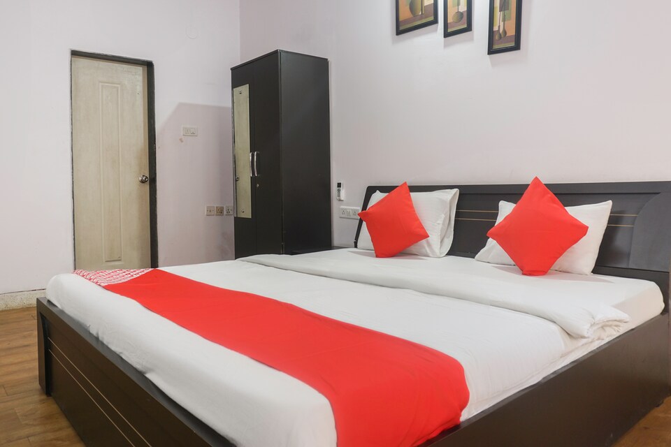 OYO 63548 Airport Avenue , Viman Nagar, Pune