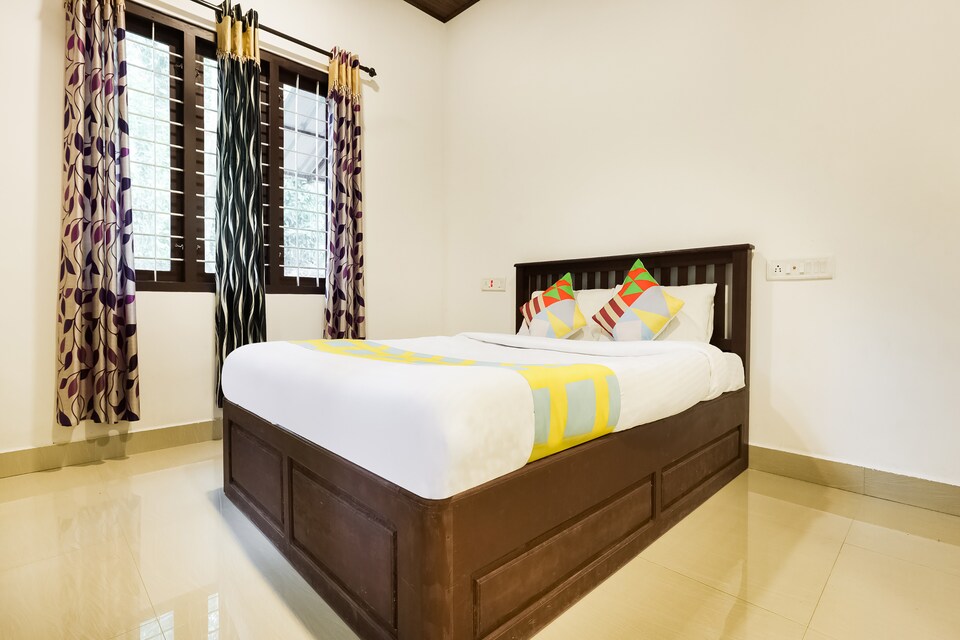 OYO Home 63550 Heavenly Days , Adimali Munnar, Munnar