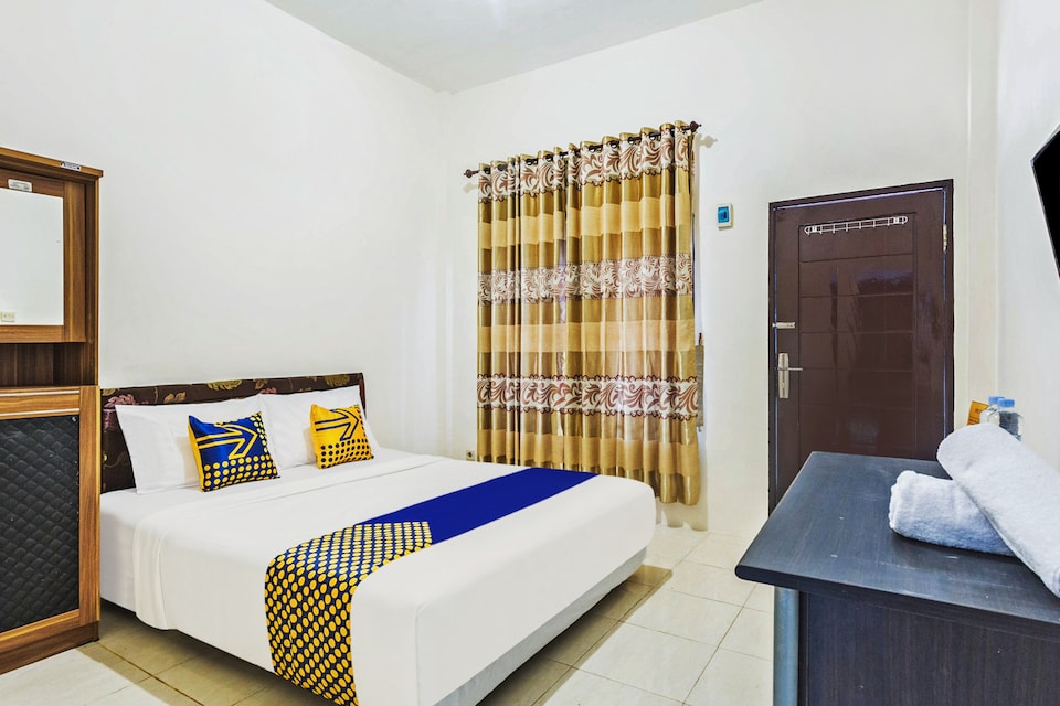 SPOT ON 1894 Khanida, Mataram, Lombok