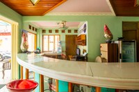 SPOT ON 1896 Hotel Mahkota Pantai