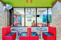 OYO 63600 Hotel Lemon Arrow Inn