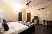 OYO Home Stay Bansi Kunj Near Lotus Temple