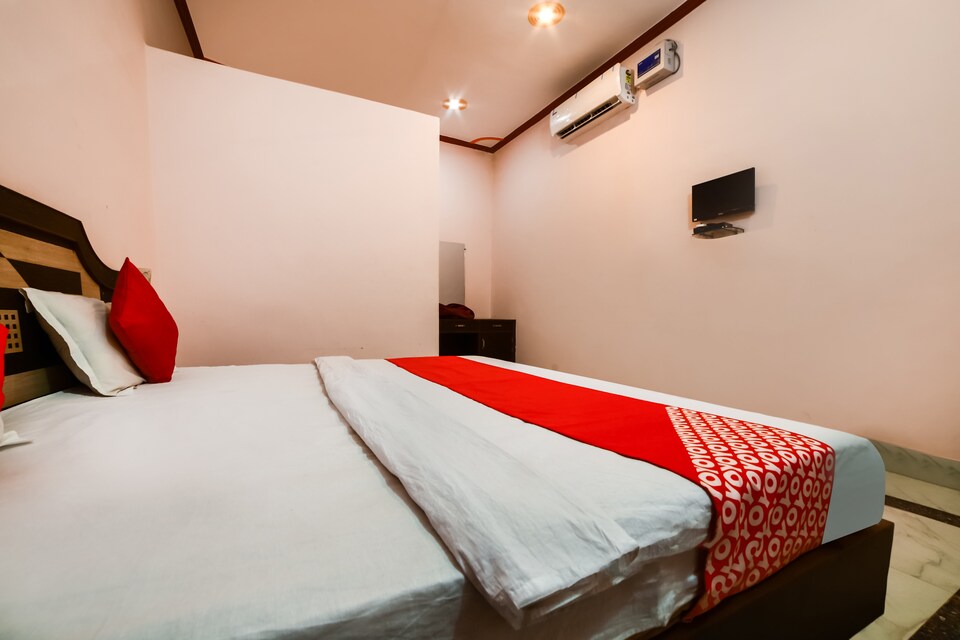 live on KHJ047, Khajuraho, Khajuraho