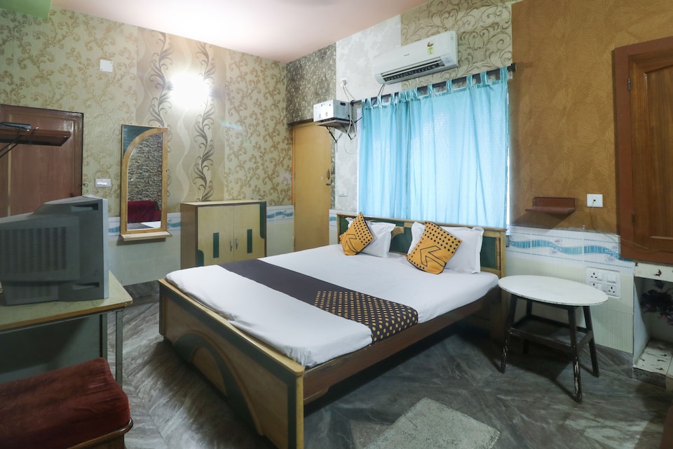 SPOT ON 63643 Rohini Lodge, Berhampore, Berhampore