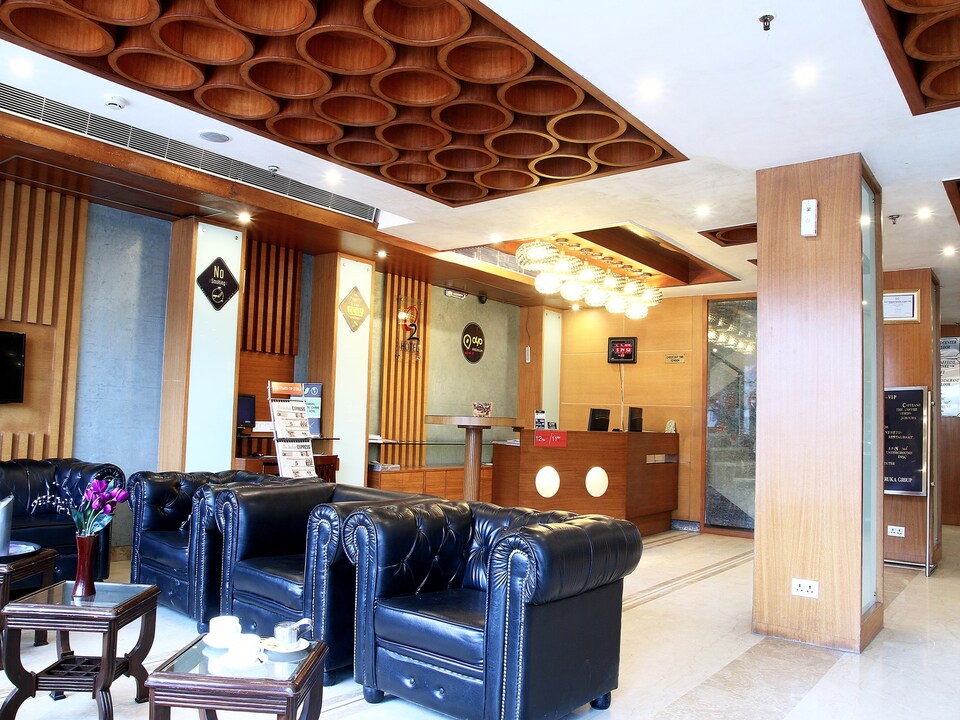 OYO 828 Dum Dum, VIP Road Kolkata, Kolkata